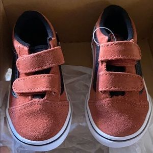 NEW Old school V vans